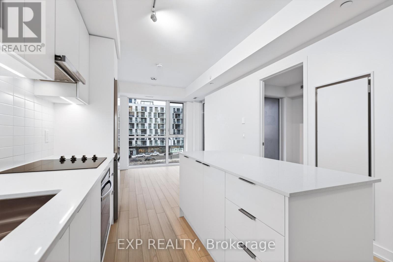 3079 Trafalgar Road, Oakville, ON