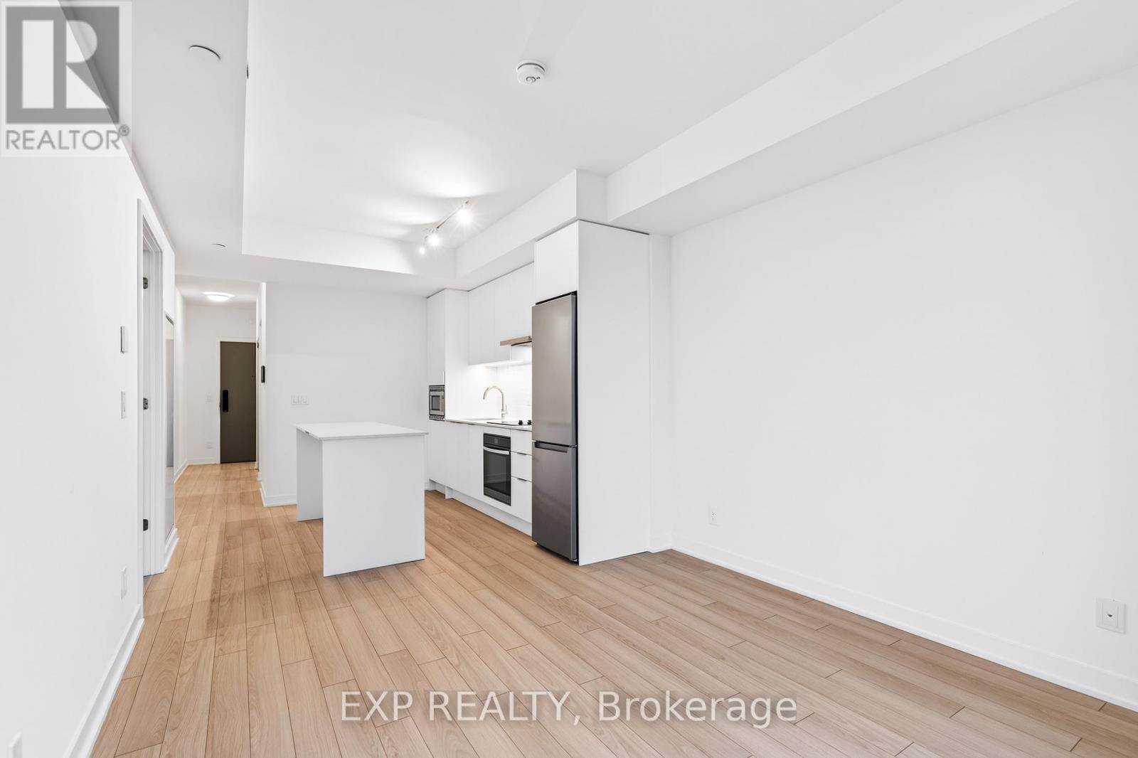 3079 Trafalgar Road, Oakville, ON