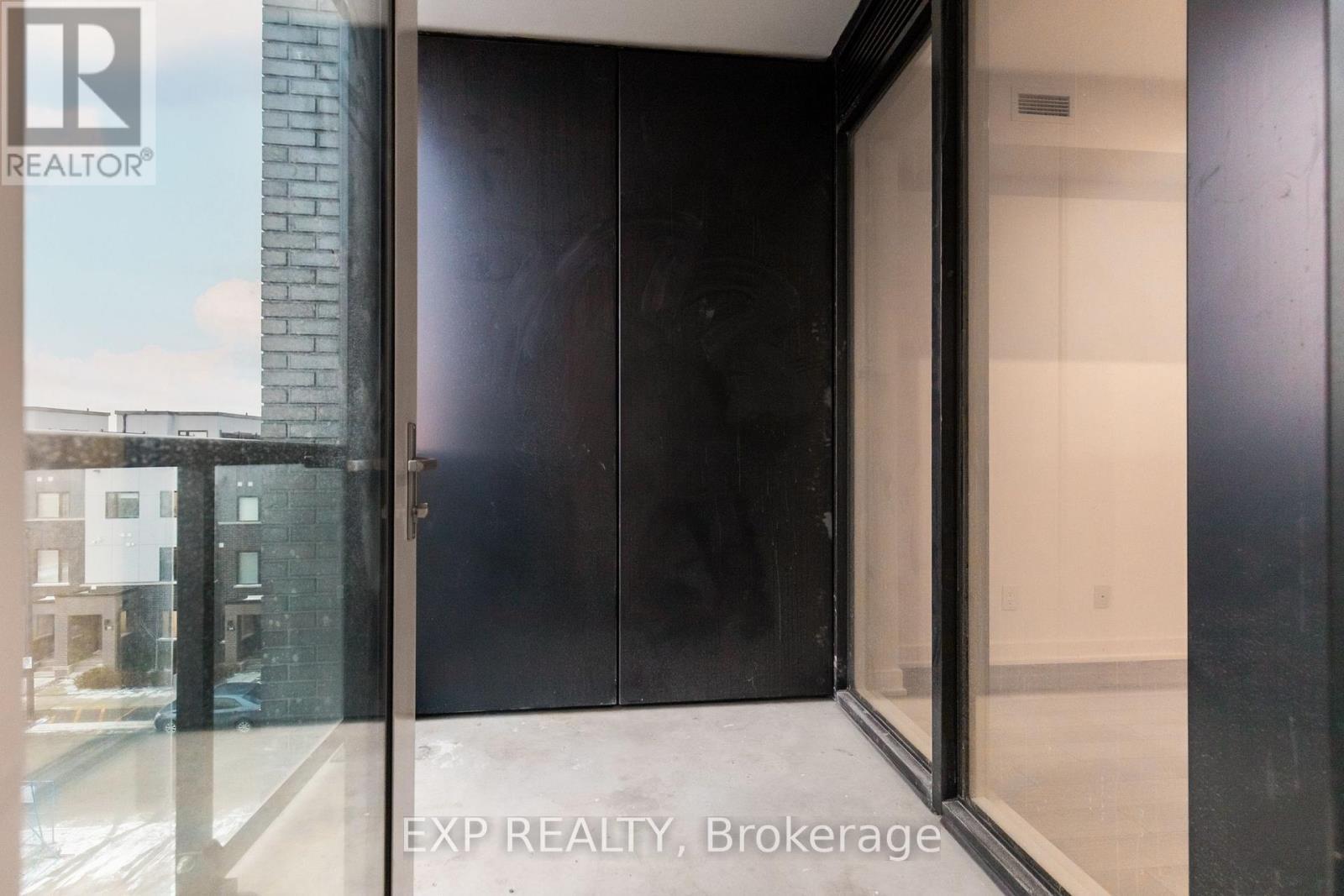 3079 Trafalgar Road, Oakville, ON