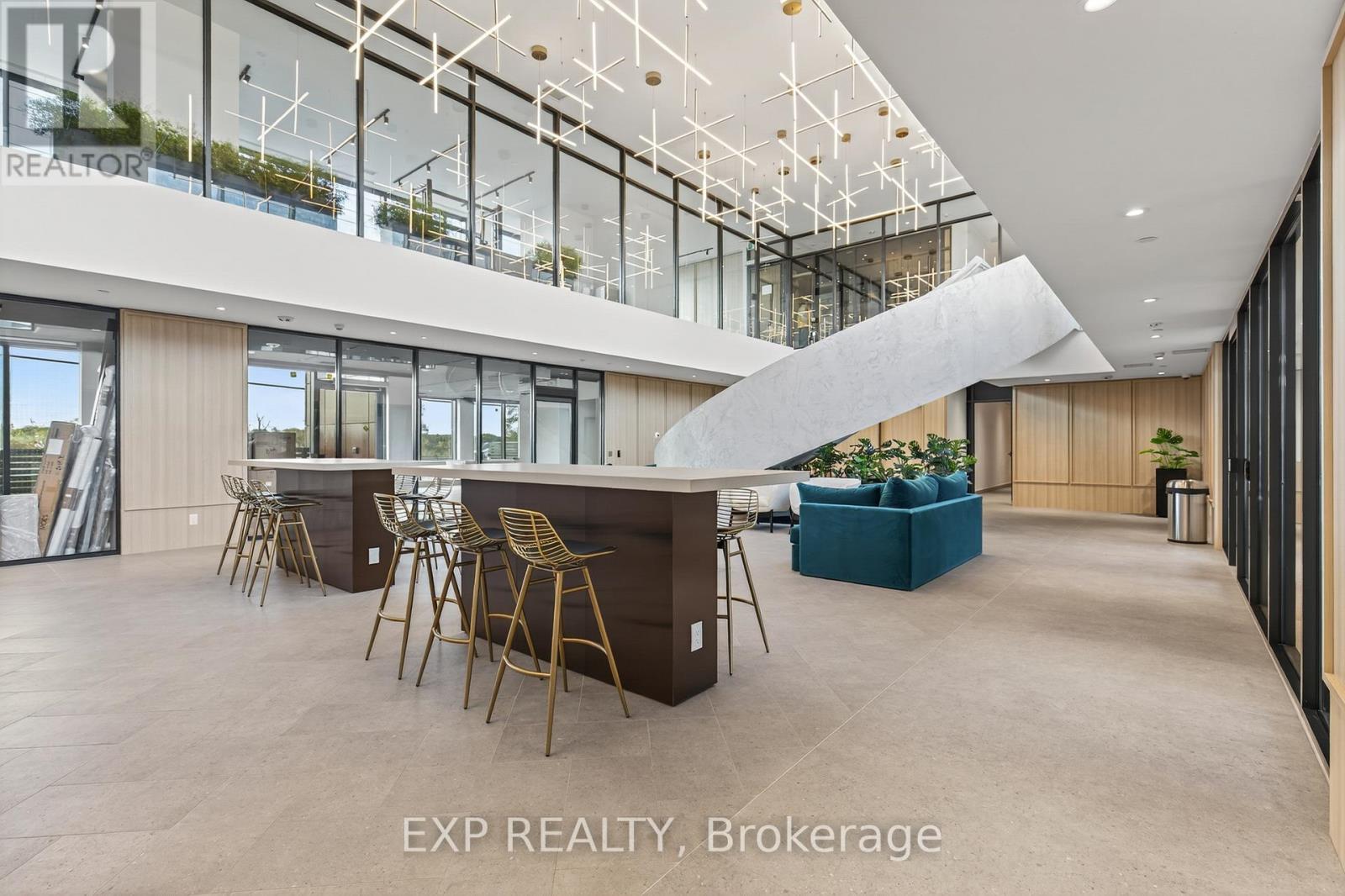 3079 Trafalgar Road, Oakville, ON