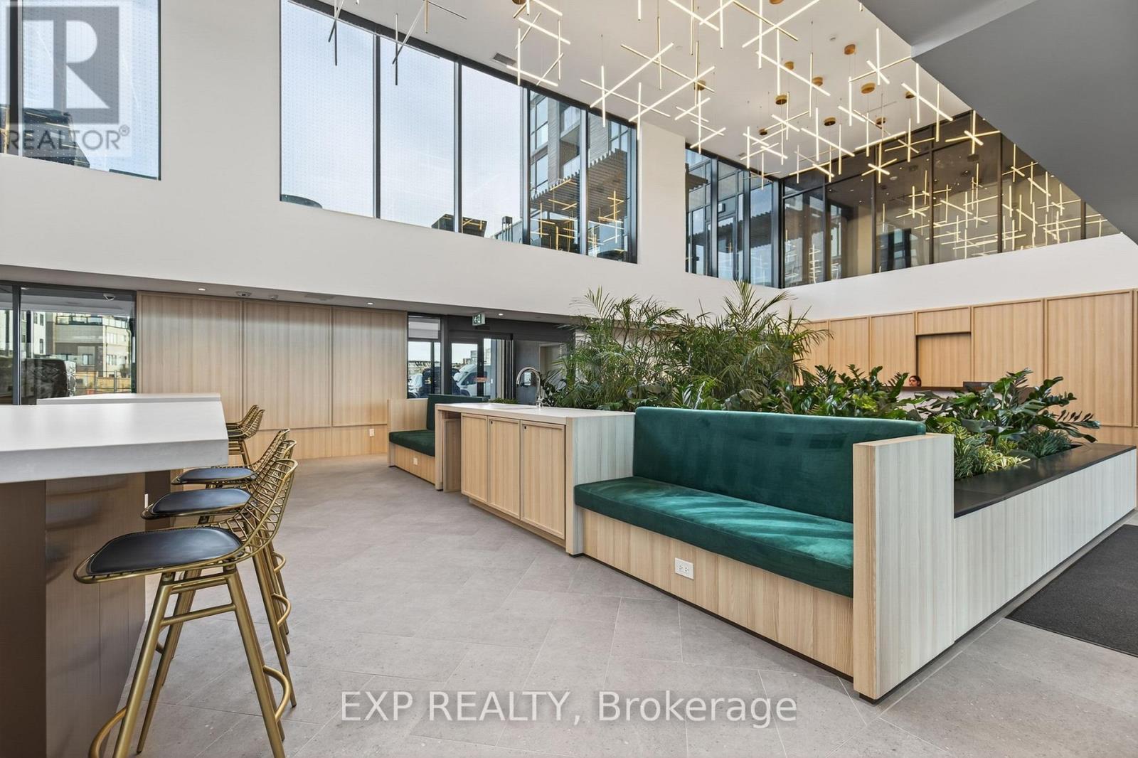 3079 Trafalgar Road, Oakville, ON