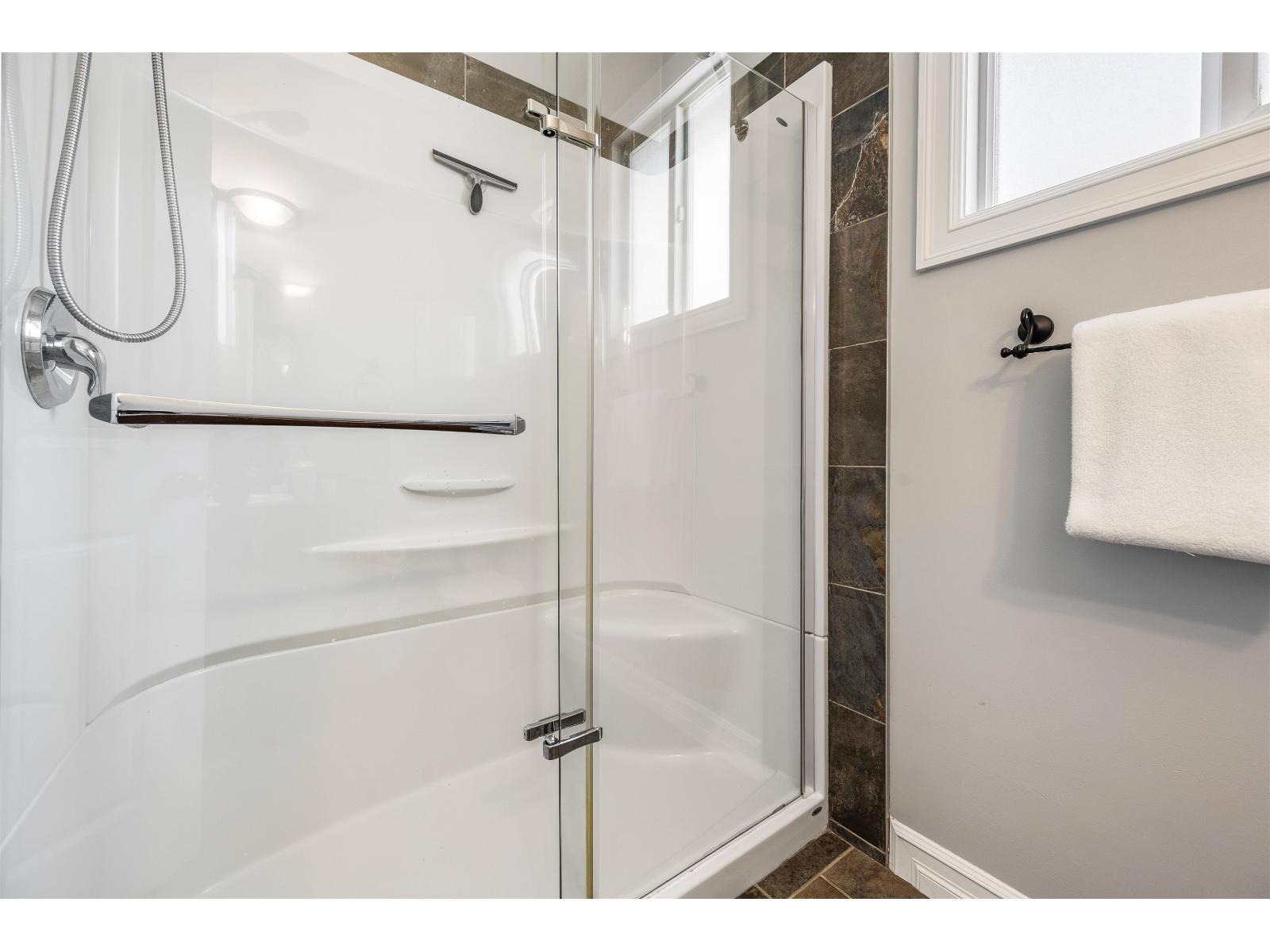 24 45957 Sherwood Drive|Promontory, Chilliwack, BC - Indoor Photo Showing Bathroom