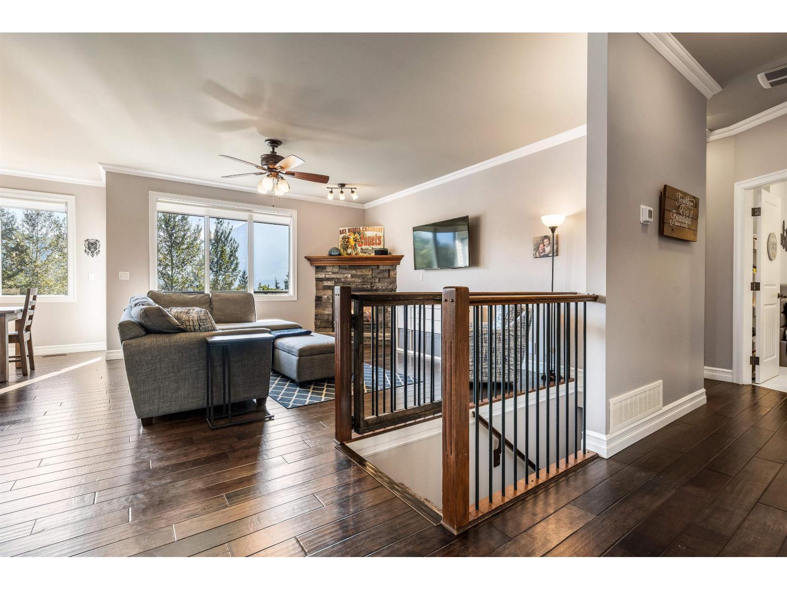 24 45957 Sherwood Drive|Promontory, Chilliwack, BC - Indoor Photo Showing Other Room With Fireplace