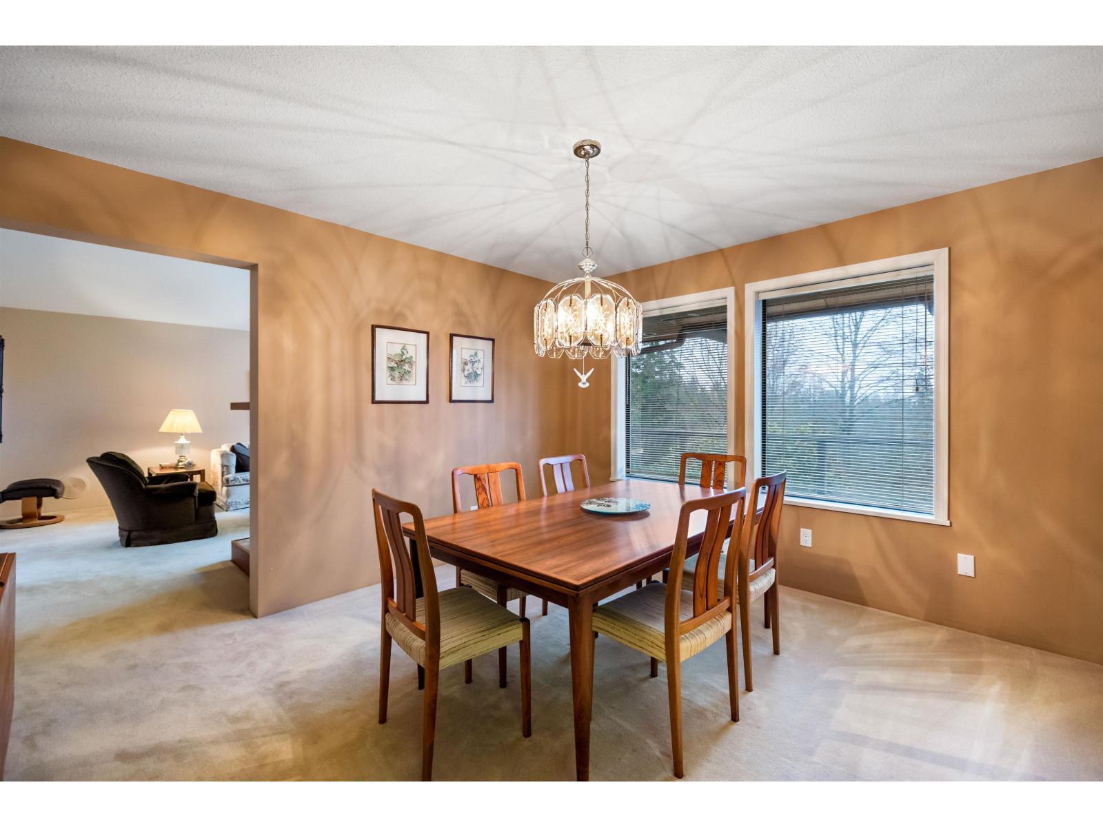13193 Coulthard Road, Surrey, BC - Indoor Photo Showing Dining Room