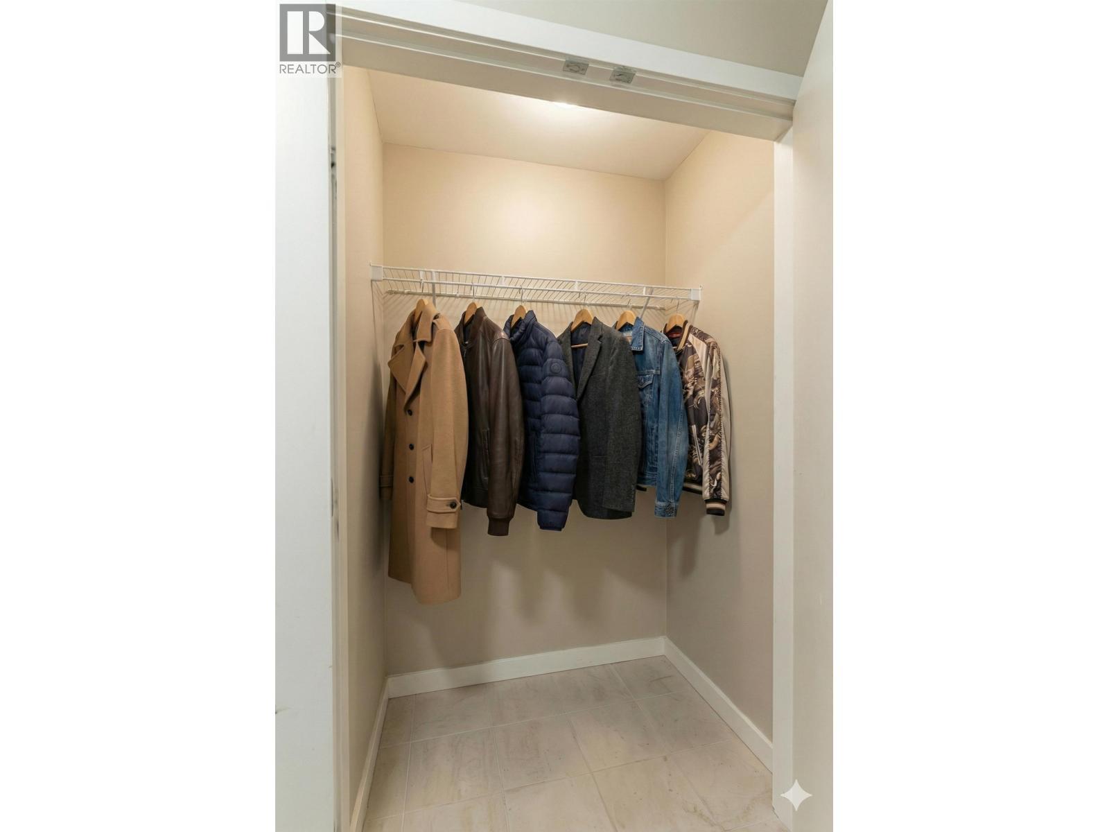 1802 455 Beach Crescent, Vancouver, BC - Indoor With Storage