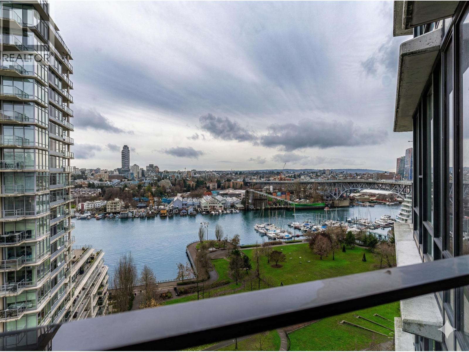 1802 455 Beach Crescent, Vancouver, BC - Outdoor With Body Of Water With View