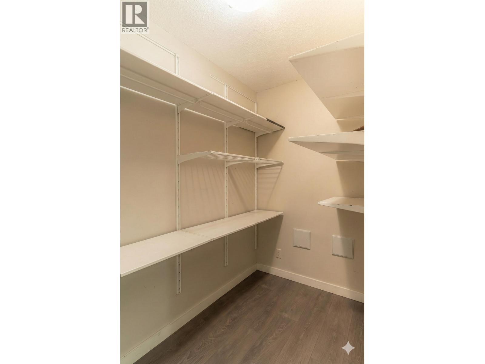 1802 455 Beach Crescent, Vancouver, BC - Indoor With Storage