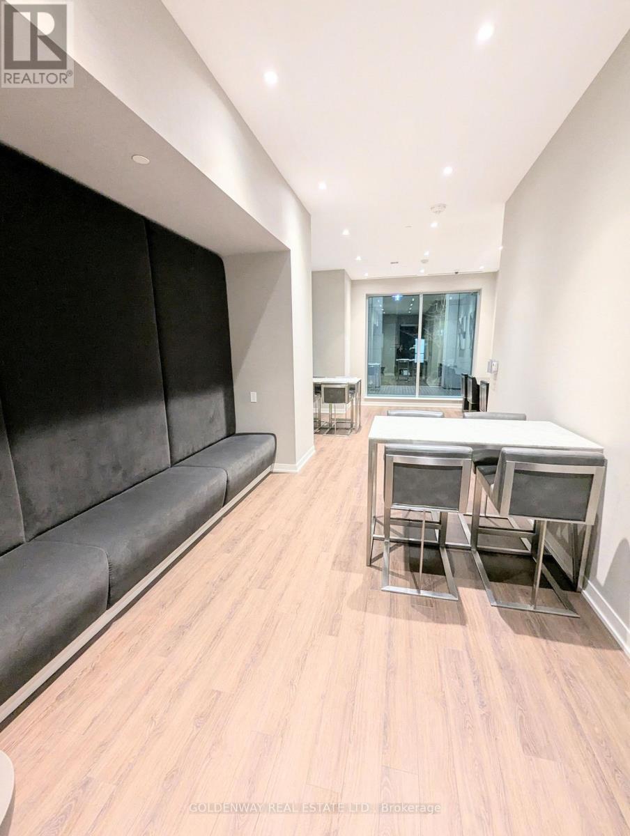 321 - 31 Tippett Road, Toronto, ON - Indoor Photo Showing Other Room