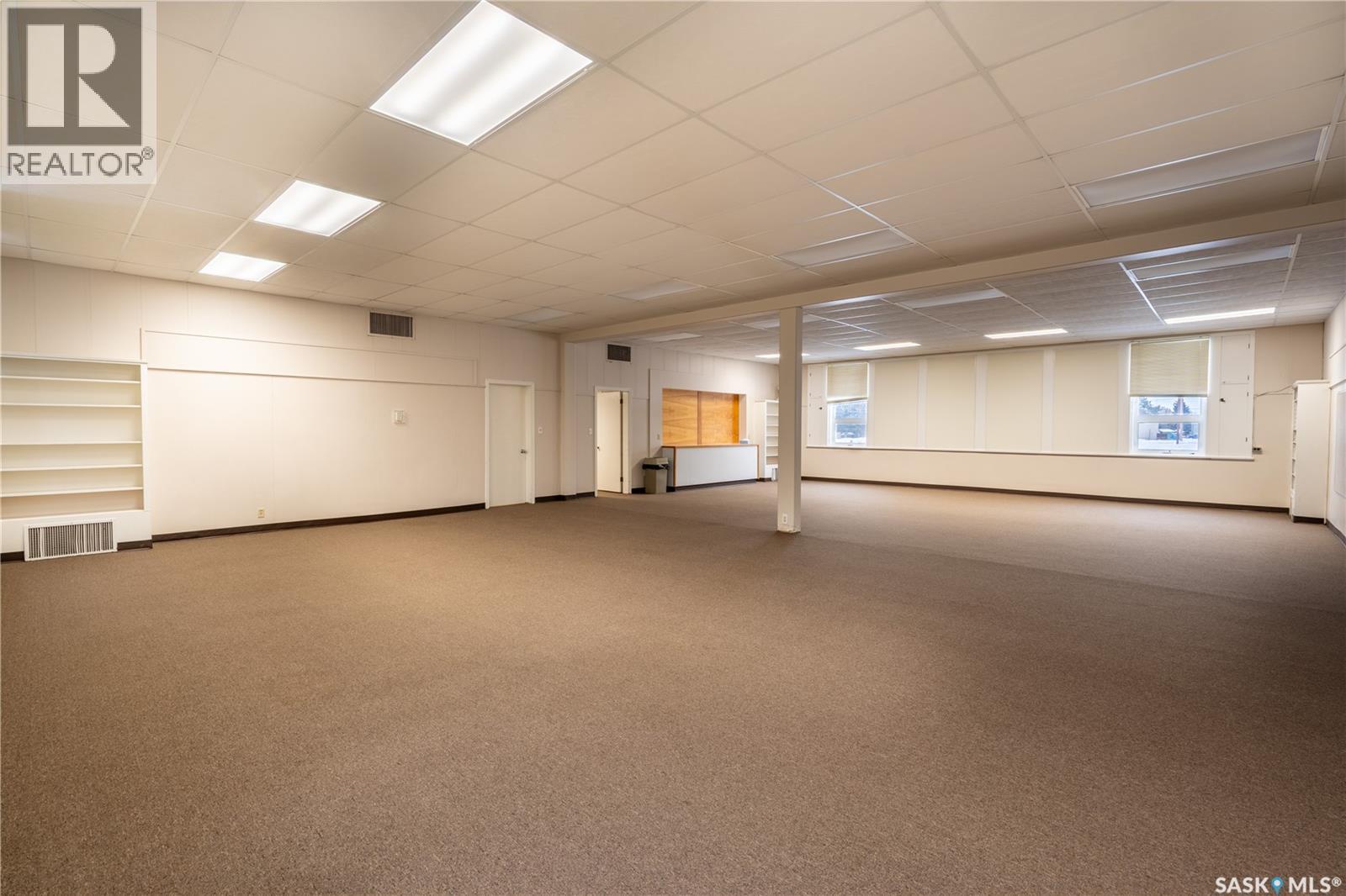 198 1St Avenue S, Pierceland, SK - Indoor