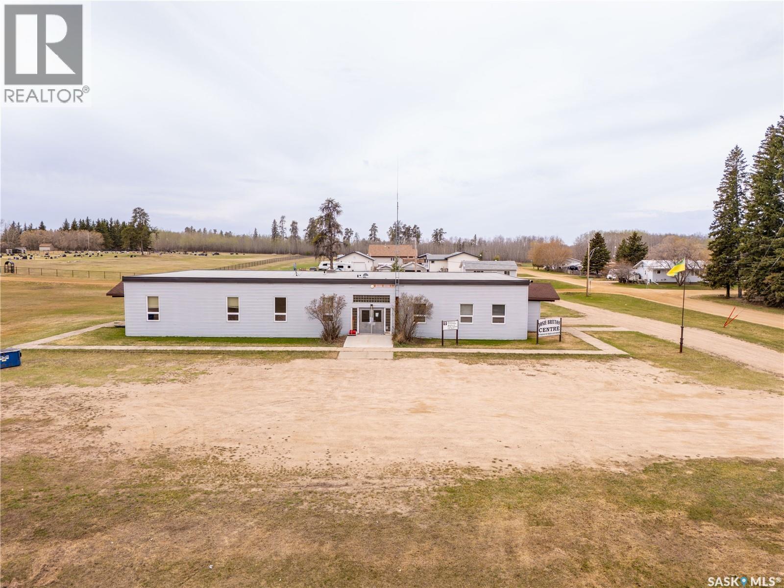 198 1St Avenue S, Pierceland, SK - Outdoor