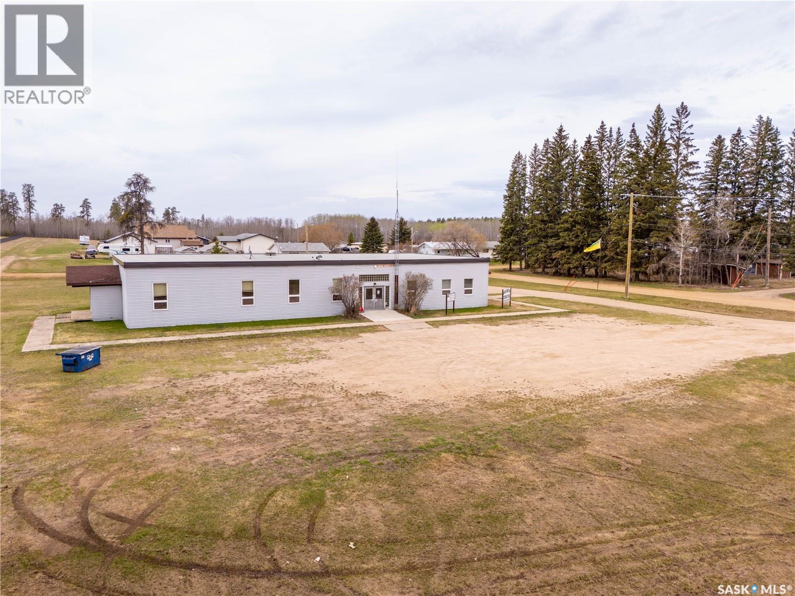 198 1St Avenue S, Pierceland, SK - Outdoor