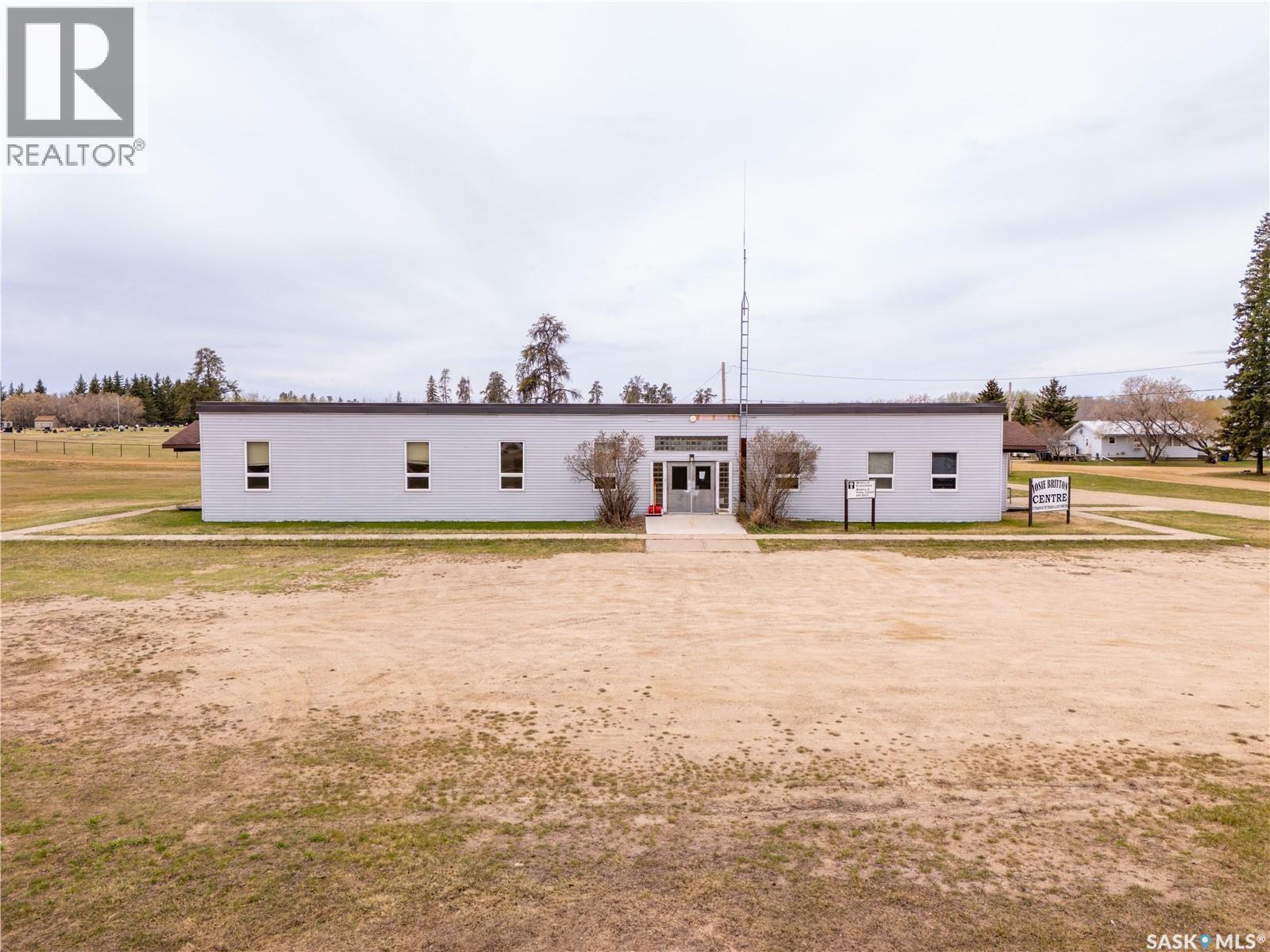 198 1St Avenue S, Pierceland, SK - Outdoor