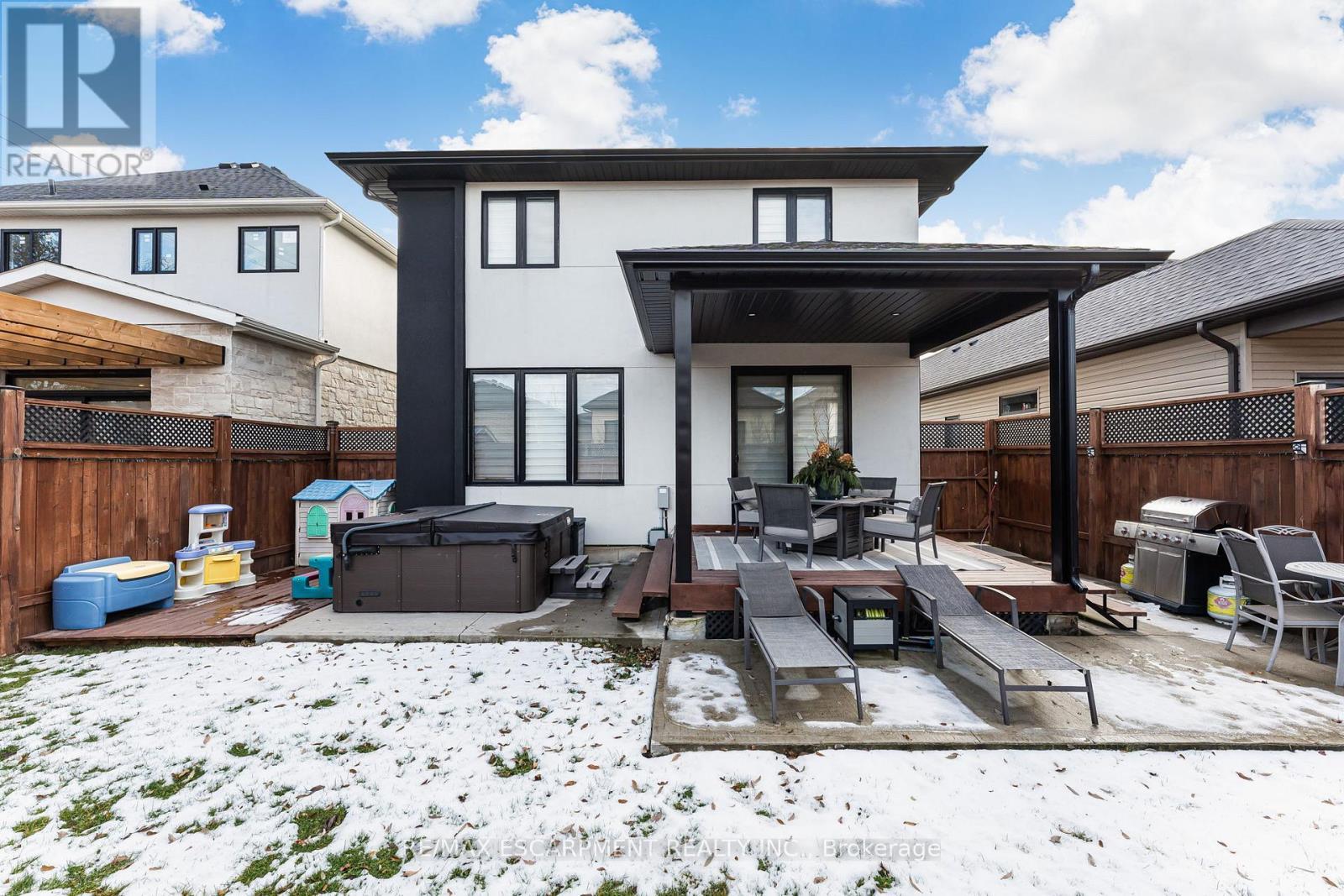 14 Willowbrook Drive, Welland, ON - Outdoor With Deck Patio Veranda With Exterior