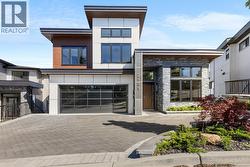 2189 Navigators Rise Langford, BC V9B 0P4