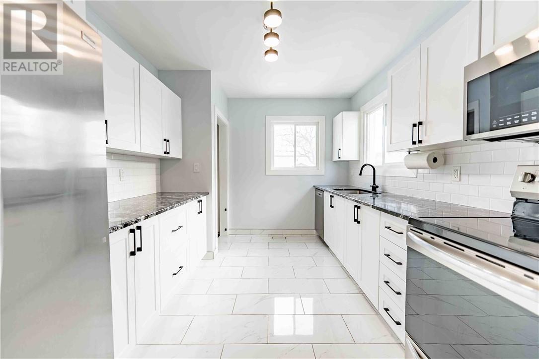 744 Martindale Road, Sudbury, ON - Indoor Photo Showing Kitchen