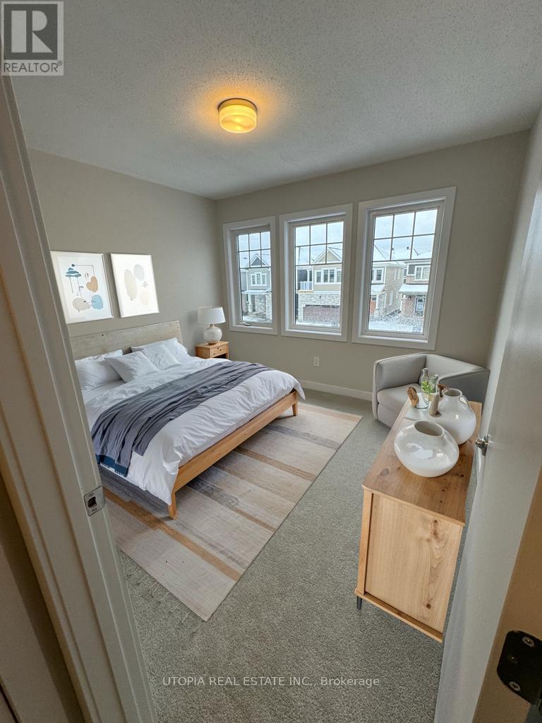 110 Hackamore Crescent, Ottawa, ON - Indoor Photo Showing Bedroom