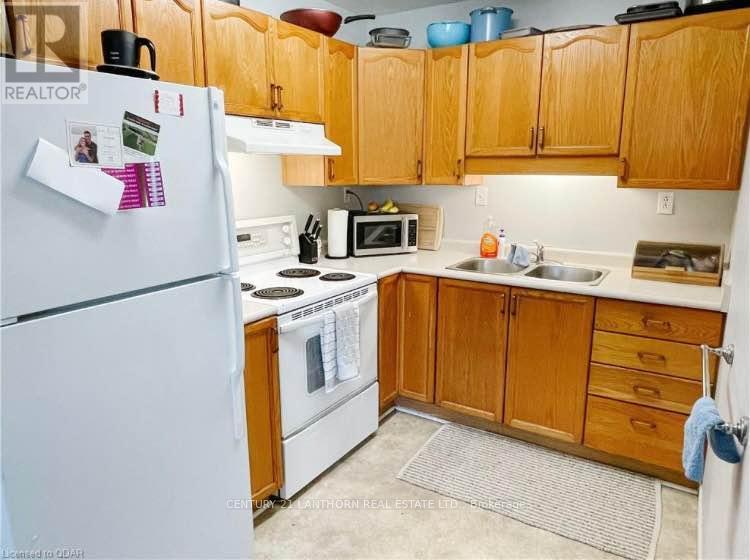 Lower Unit - kitchen - 22 Water Street, Quinte West (Trenton Ward), ON