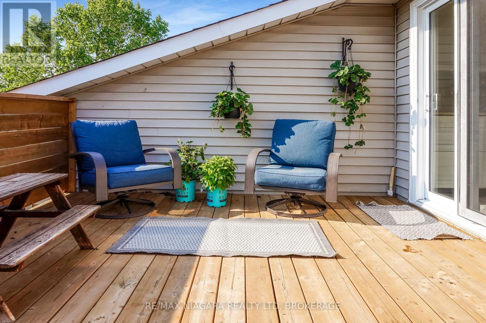 3595 Hill Street, Fort Erie (Stevensville), ON - Outdoor With Deck Patio Veranda With Exterior