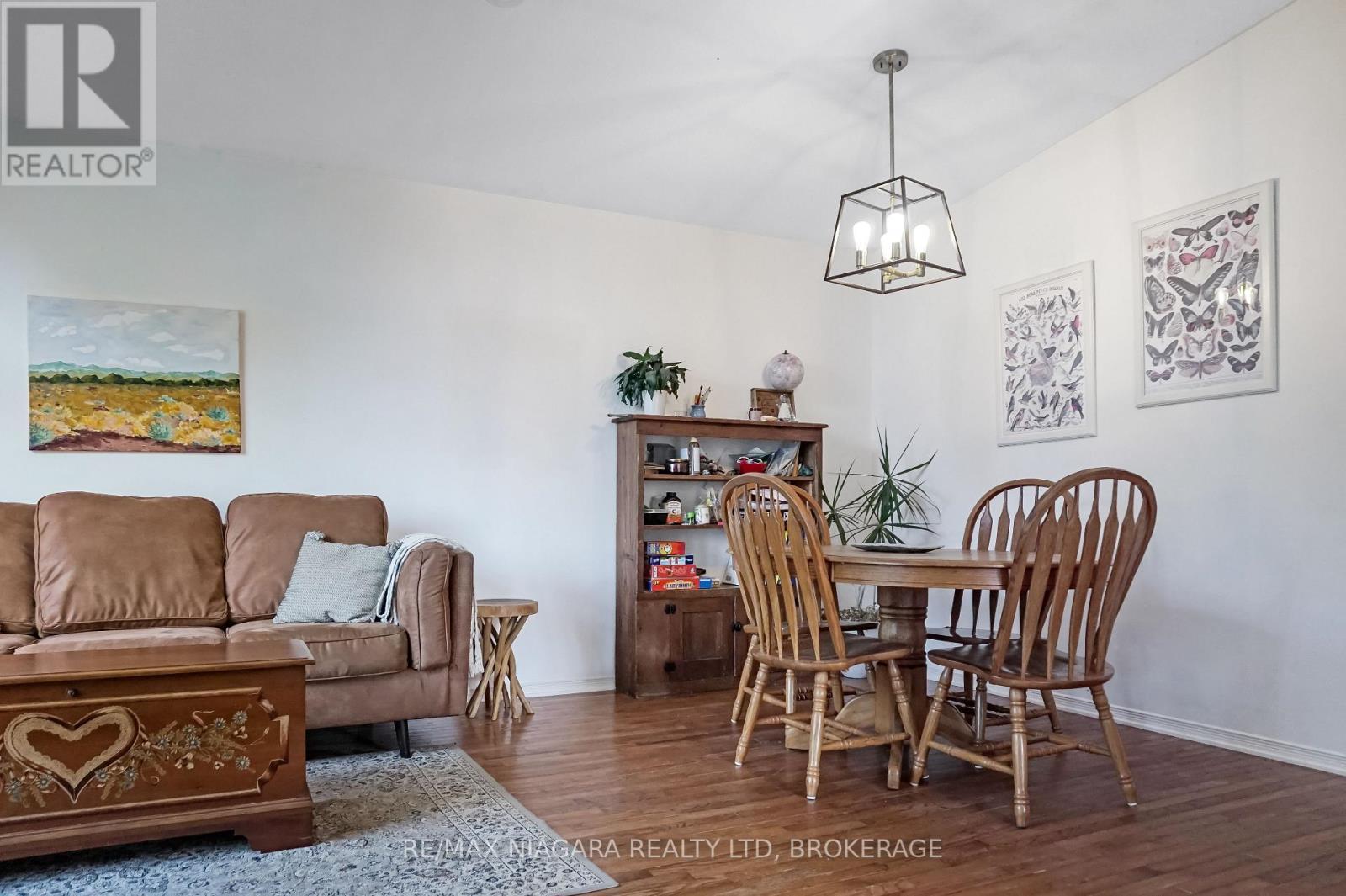 3595 Hill Street, Fort Erie (Stevensville), ON - Indoor