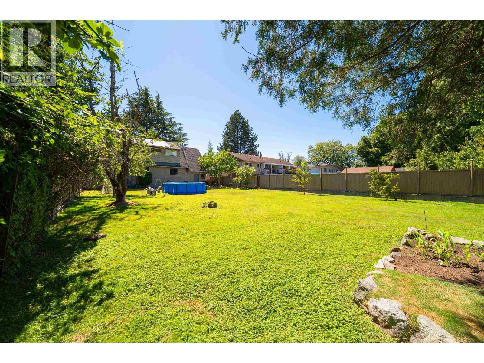 6131 Blundell Road, Richmond, BC