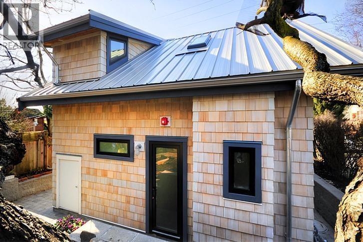 3608 W 30Th Avenue, Vancouver, BC - Outdoor With Exterior