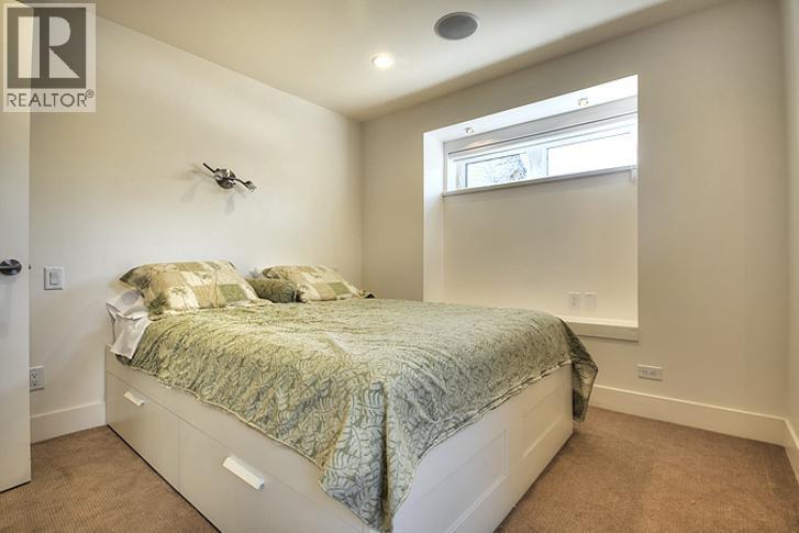 3608 W 30Th Avenue, Vancouver, BC - Indoor Photo Showing Bedroom