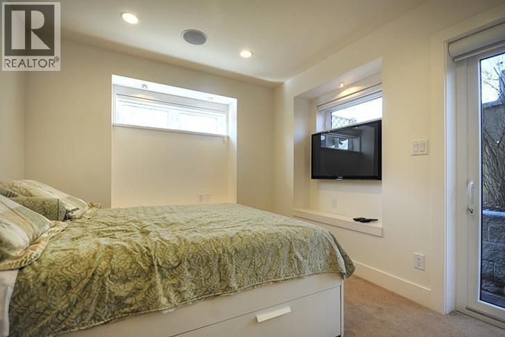 3608 W 30Th Avenue, Vancouver, BC - Indoor Photo Showing Bedroom