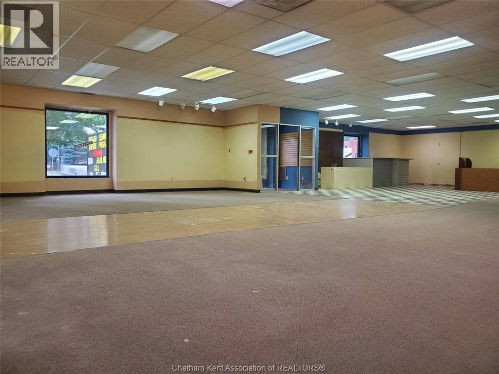 56 Grand Avenue East, Chatham, ON