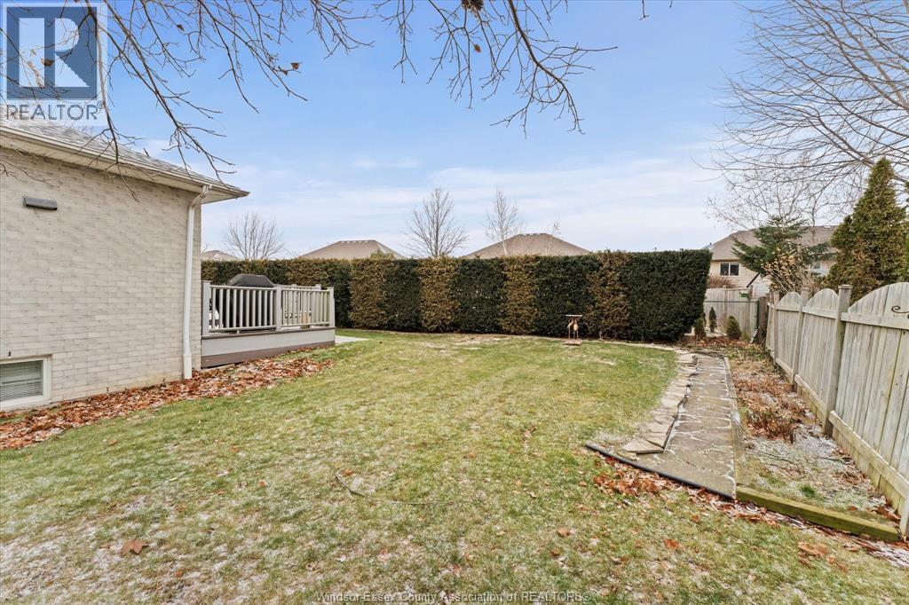 154 Purple Plum, Kingsville, ON - Outdoor