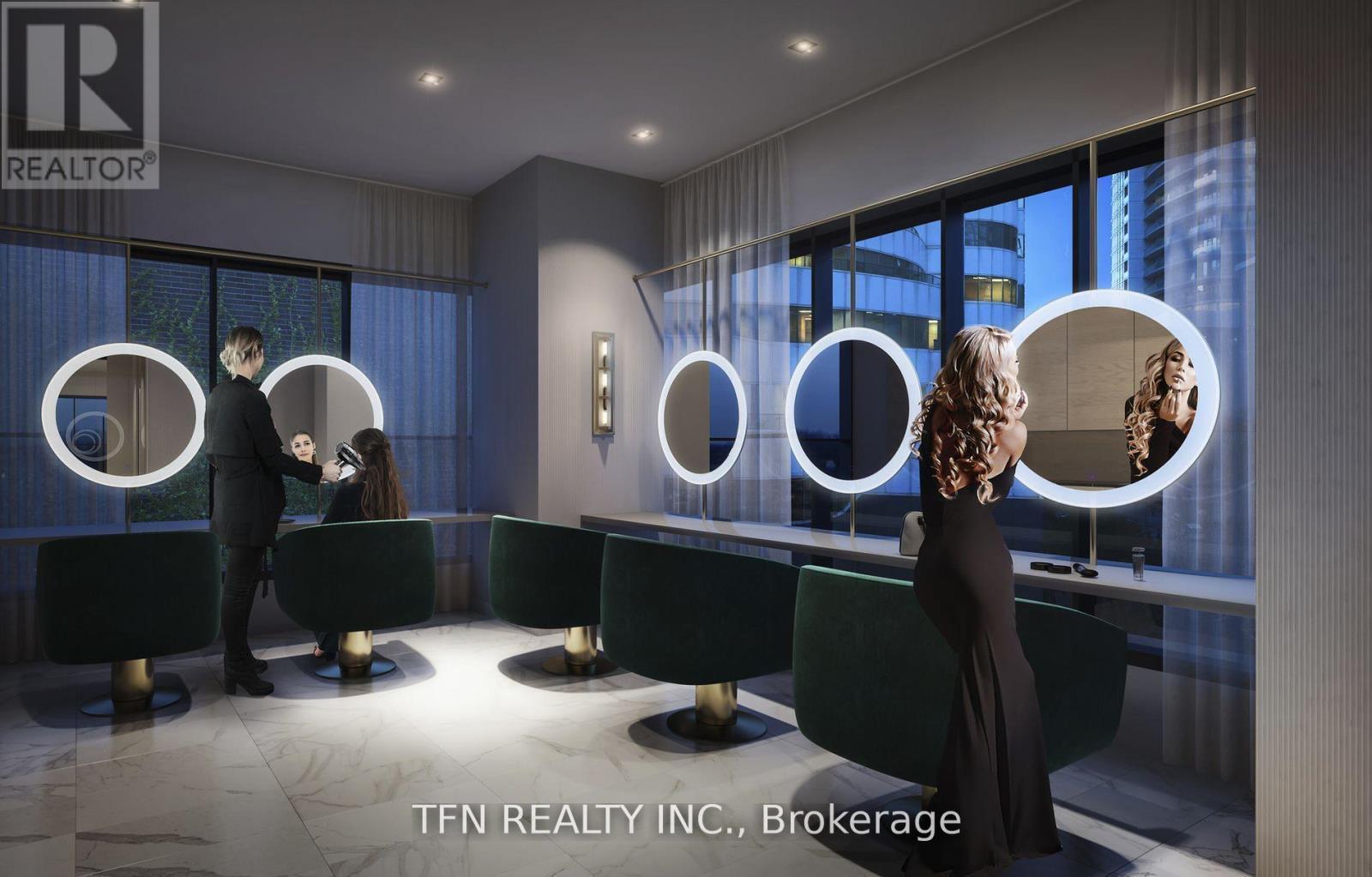 2008 - 327 King Street W, Toronto, ON