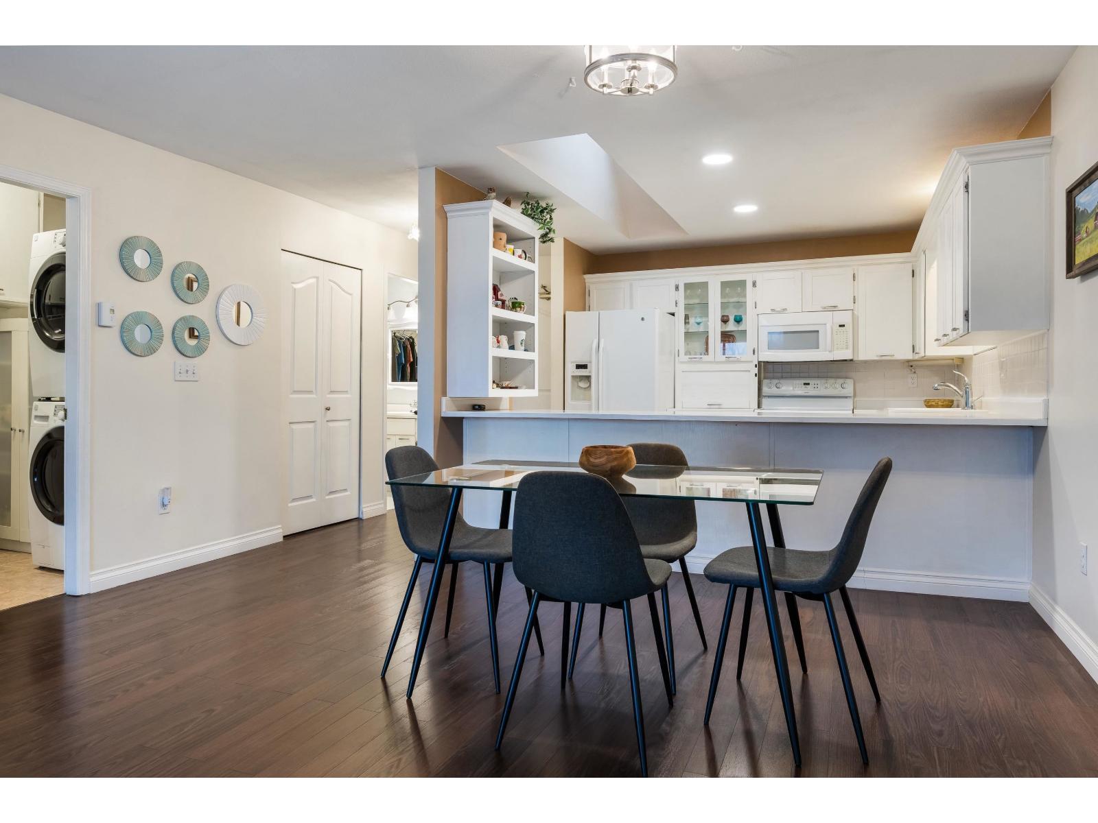 307 45660 Knight Road|Sardis West Vedder, Chilliwack, BC - Indoor