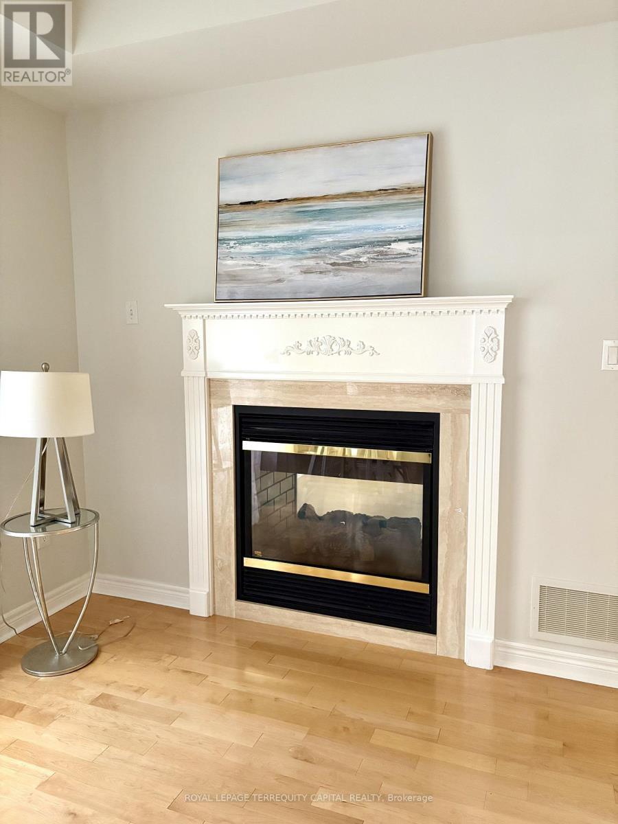 83 Chopin Boulevard, Vaughan, ON - Indoor Photo Showing Living Room With Fireplace