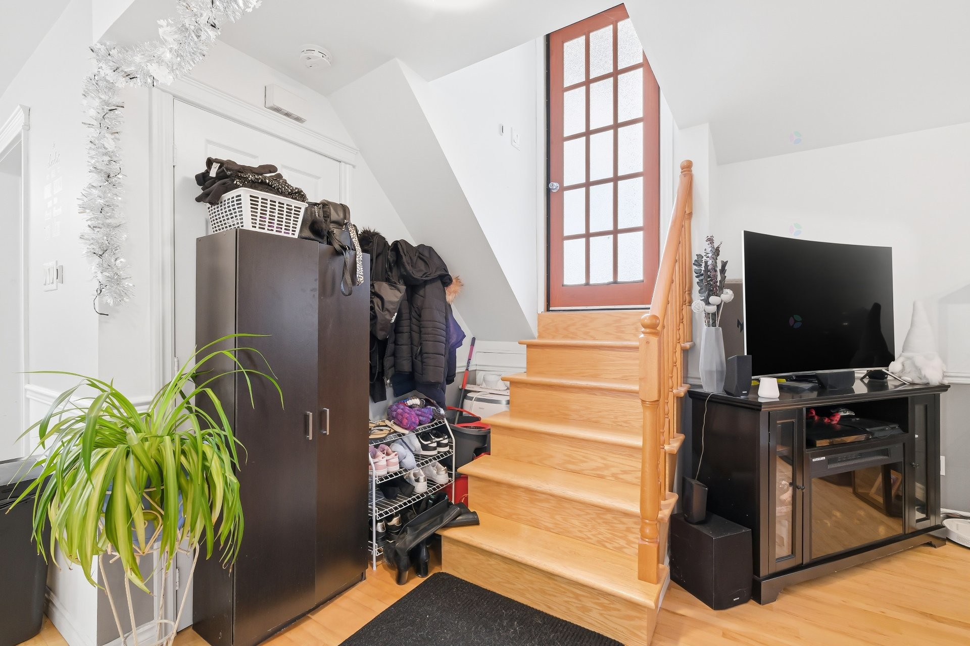 Hall d'entrée/Vestibule - 2315 - 2319 Rue Lépine, Longueuil (Le Vieux-Longueuil), QC - Indoor Photo Showing Other Room