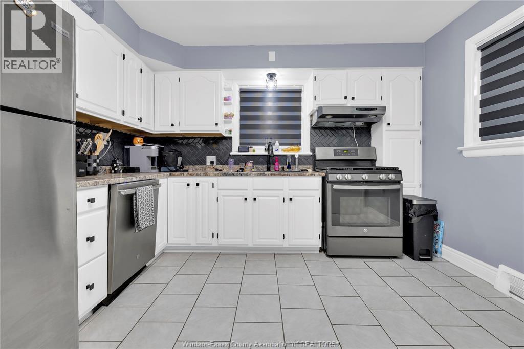 1879-81 Ford, Windsor, ON - Indoor Photo Showing Kitchen