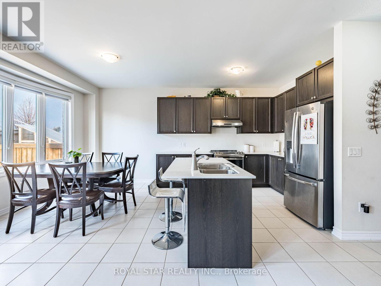 178 Newhouse Boulevard, Caledon, ON - Indoor