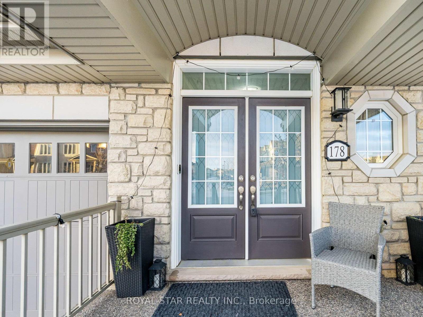 178 Newhouse Boulevard, Caledon, ON - Outdoor With Exterior