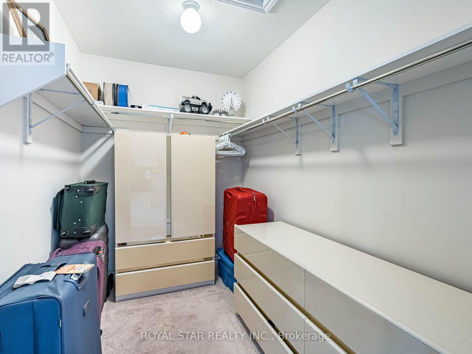 178 Newhouse Boulevard, Caledon, ON - Indoor Photo Showing Other Room