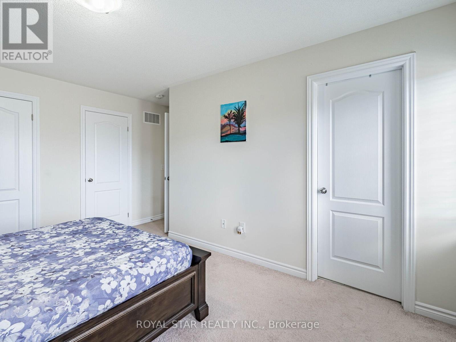 178 Newhouse Boulevard, Caledon, ON - Indoor Photo Showing Bedroom