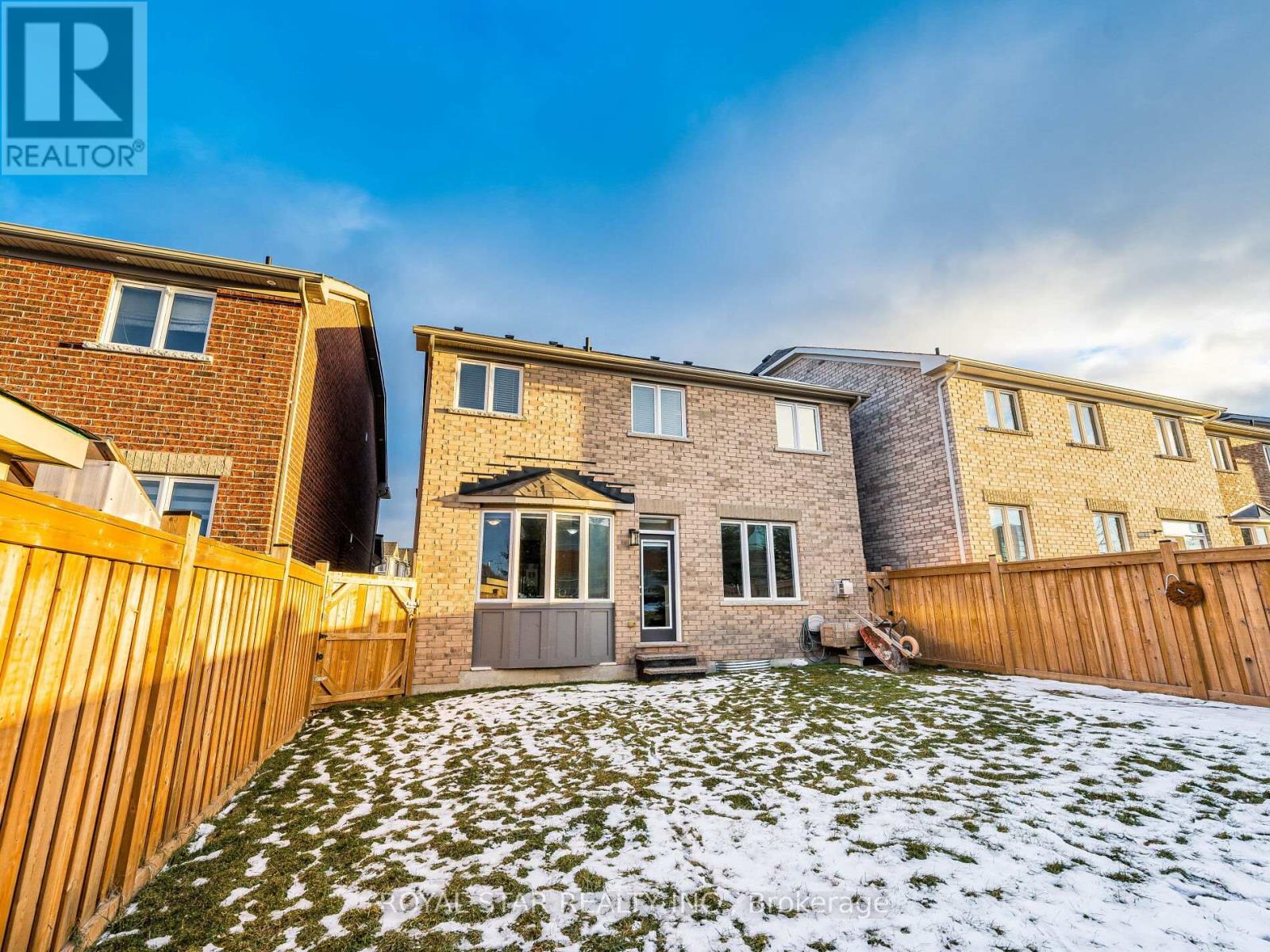 178 Newhouse Boulevard, Caledon, ON - Outdoor