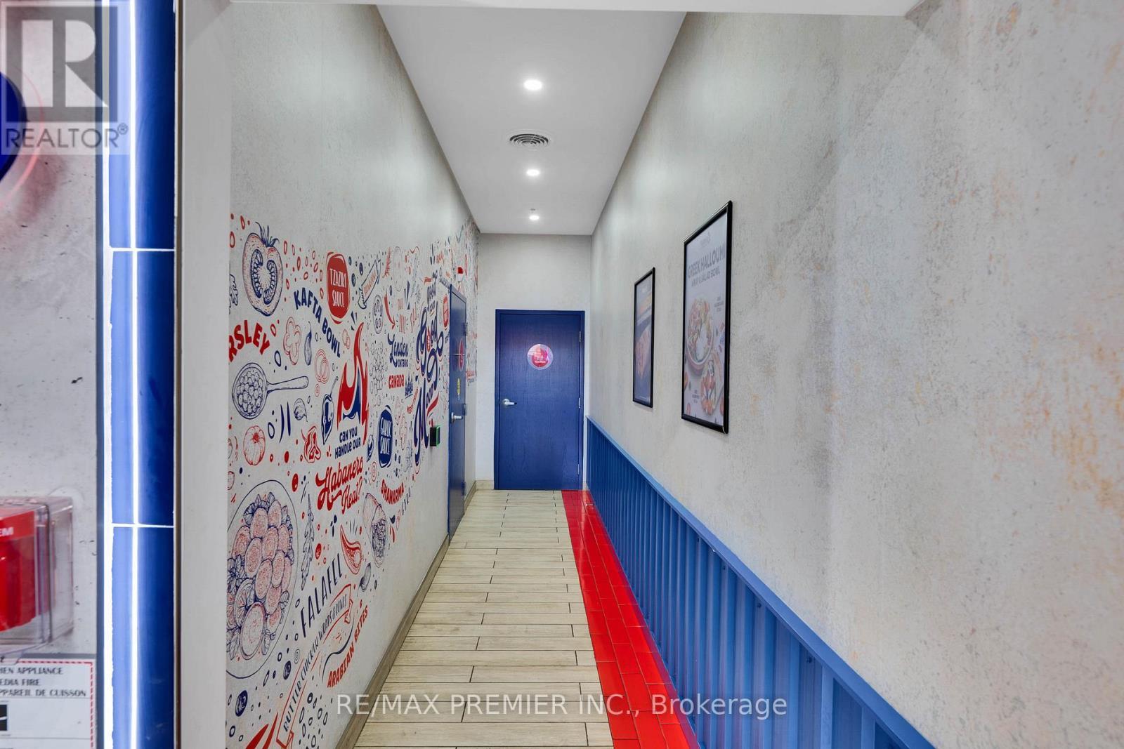 104 - 2151 St. Clair Avenue W, Toronto, ON