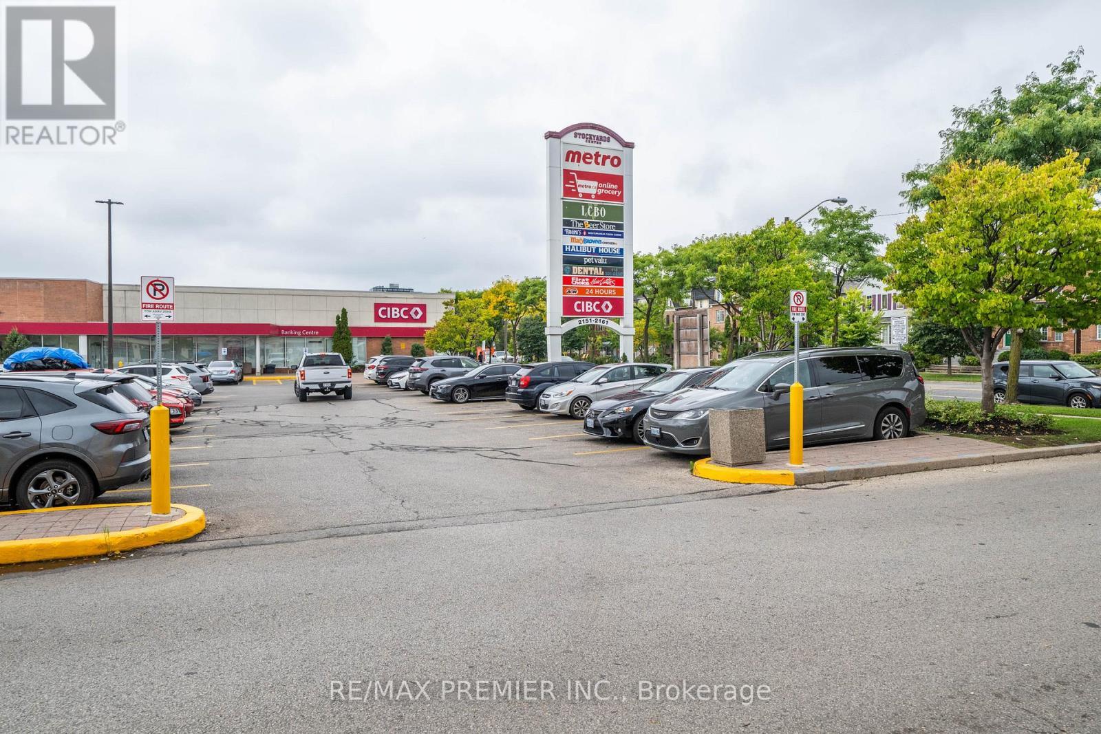 104 - 2151 St. Clair Avenue W, Toronto, ON