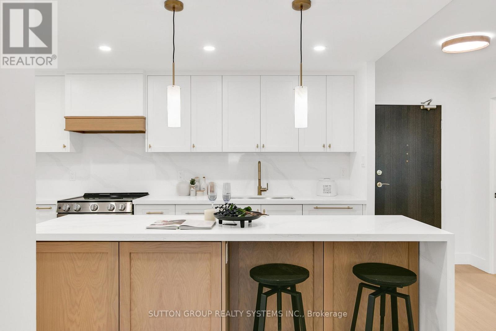 2107 - 820 Burnhamthorpe Road, Toronto, ON