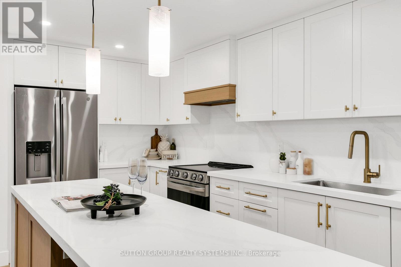 2107 - 820 Burnhamthorpe Road, Toronto, ON