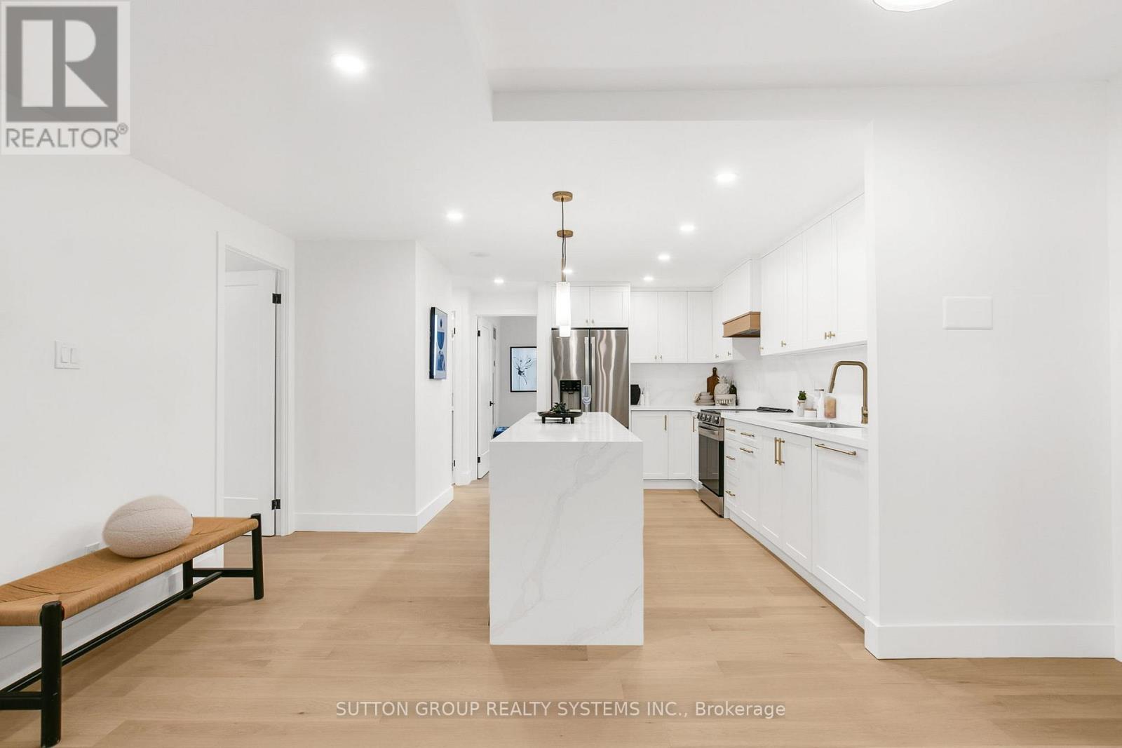 2107 - 820 Burnhamthorpe Road, Toronto, ON