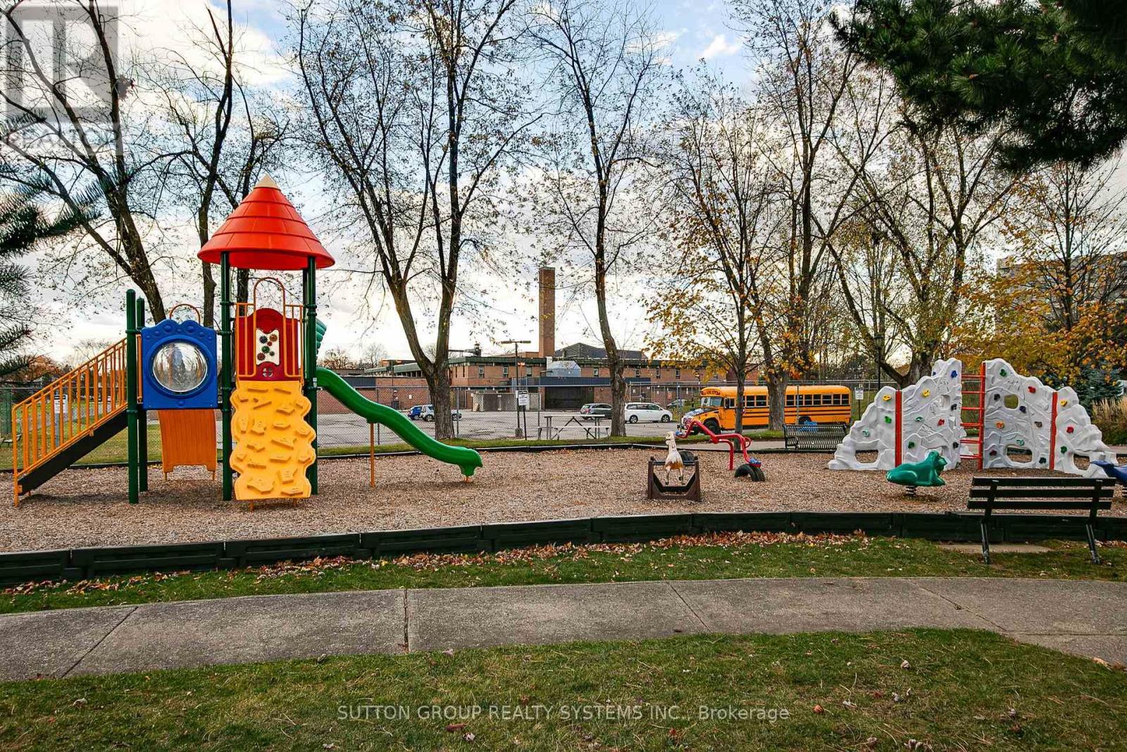 2107 - 820 Burnhamthorpe Road, Toronto, ON