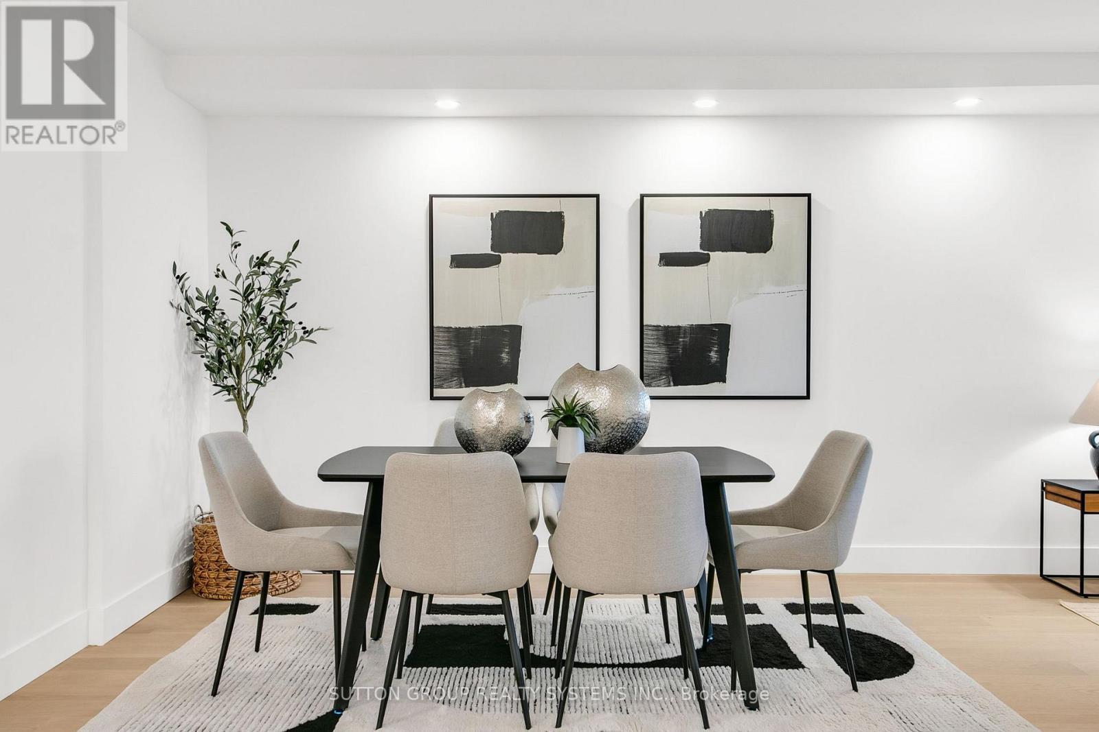 2107 - 820 Burnhamthorpe Road, Toronto, ON