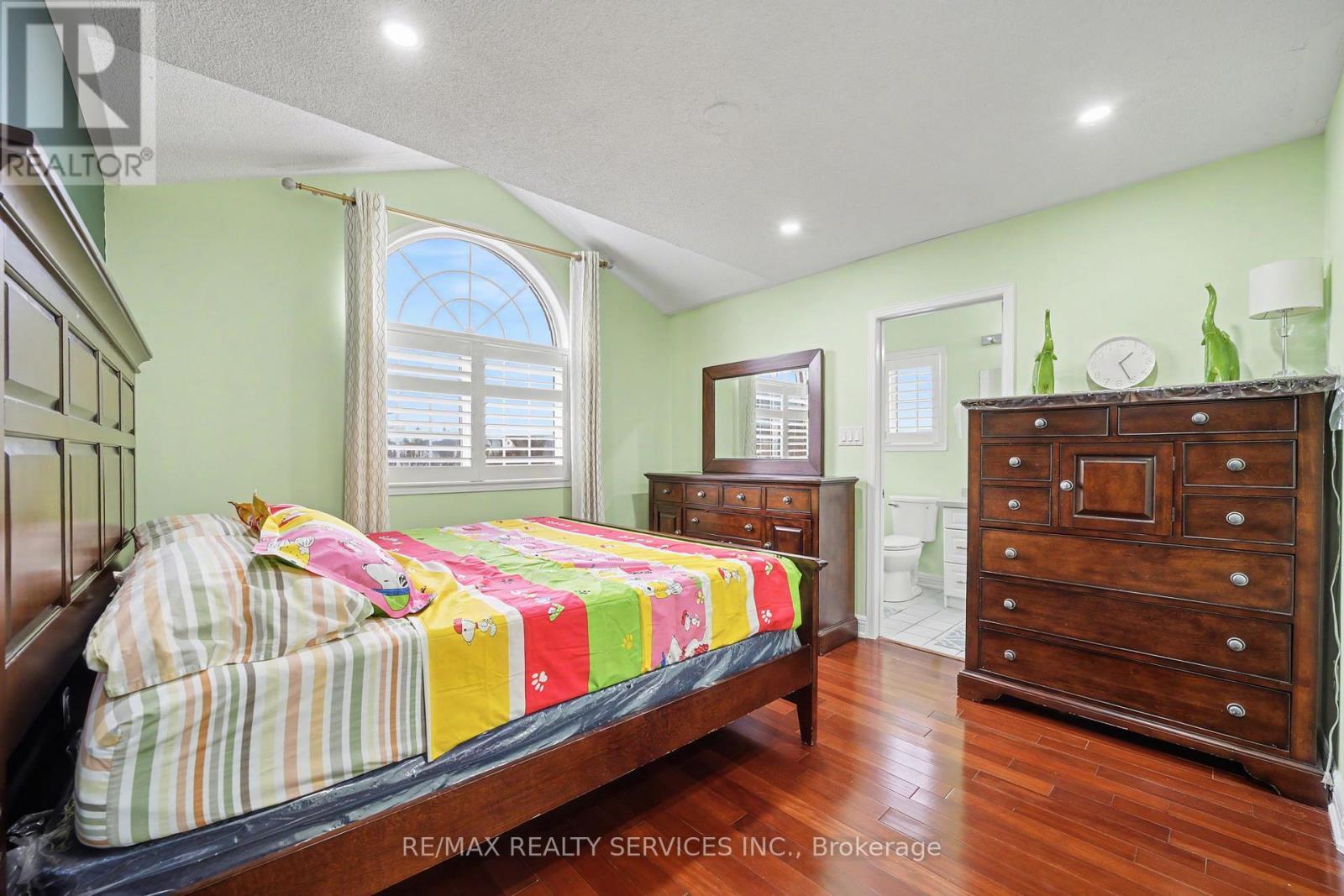 3203 Carabella Way, Mississauga, ON - Indoor Photo Showing Bedroom