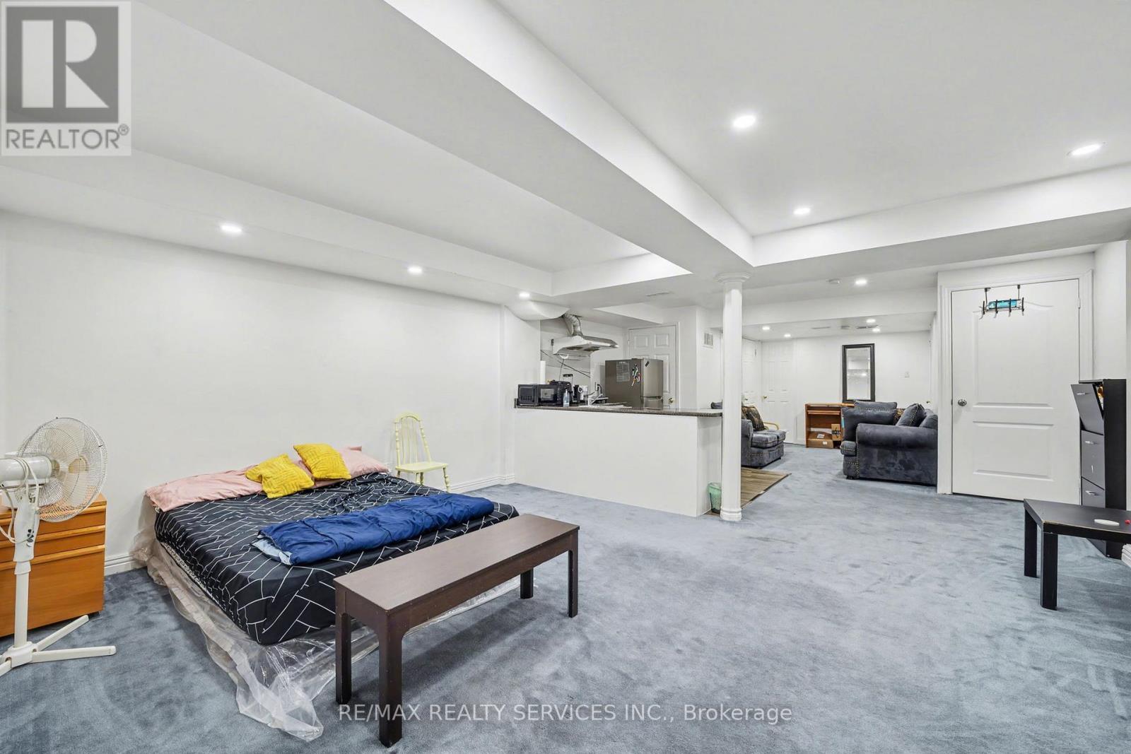 3203 Carabella Way, Mississauga, ON - Indoor