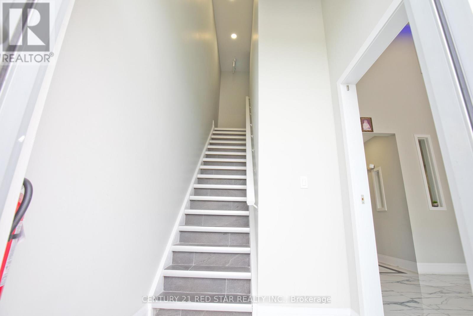 8 - 1200 Derry Road E, Mississauga, ON