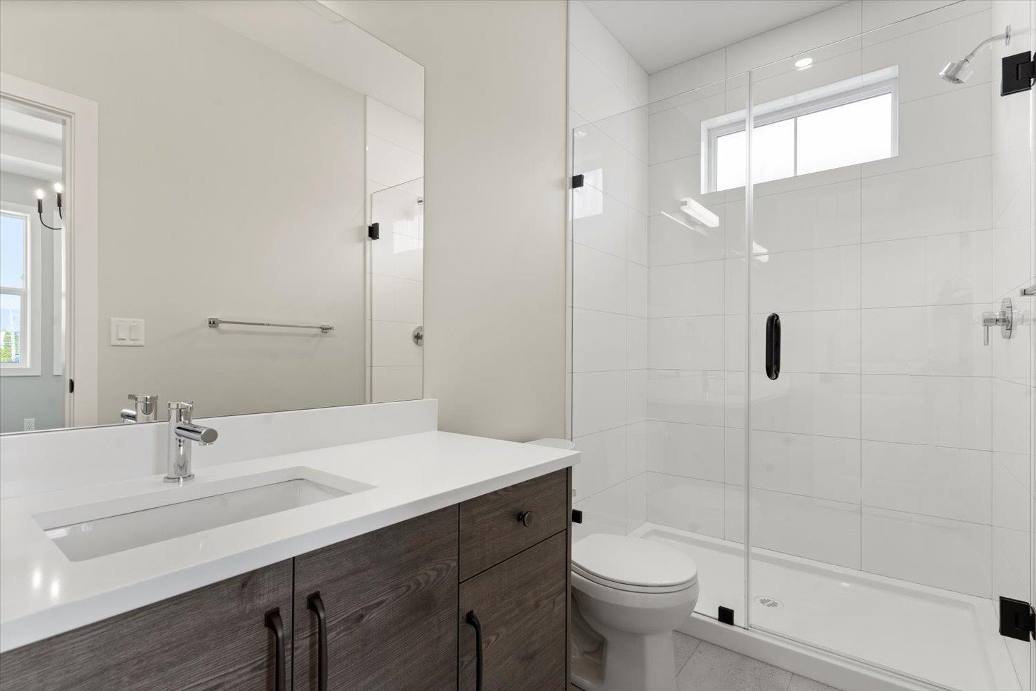 1 46058 Bonny Avenue|Chilliwack Proper East, Chilliwack, BC - Indoor Photo Showing Bathroom